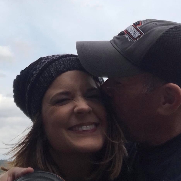 Meet your Posher, Jennifer - Picture 1 of 1